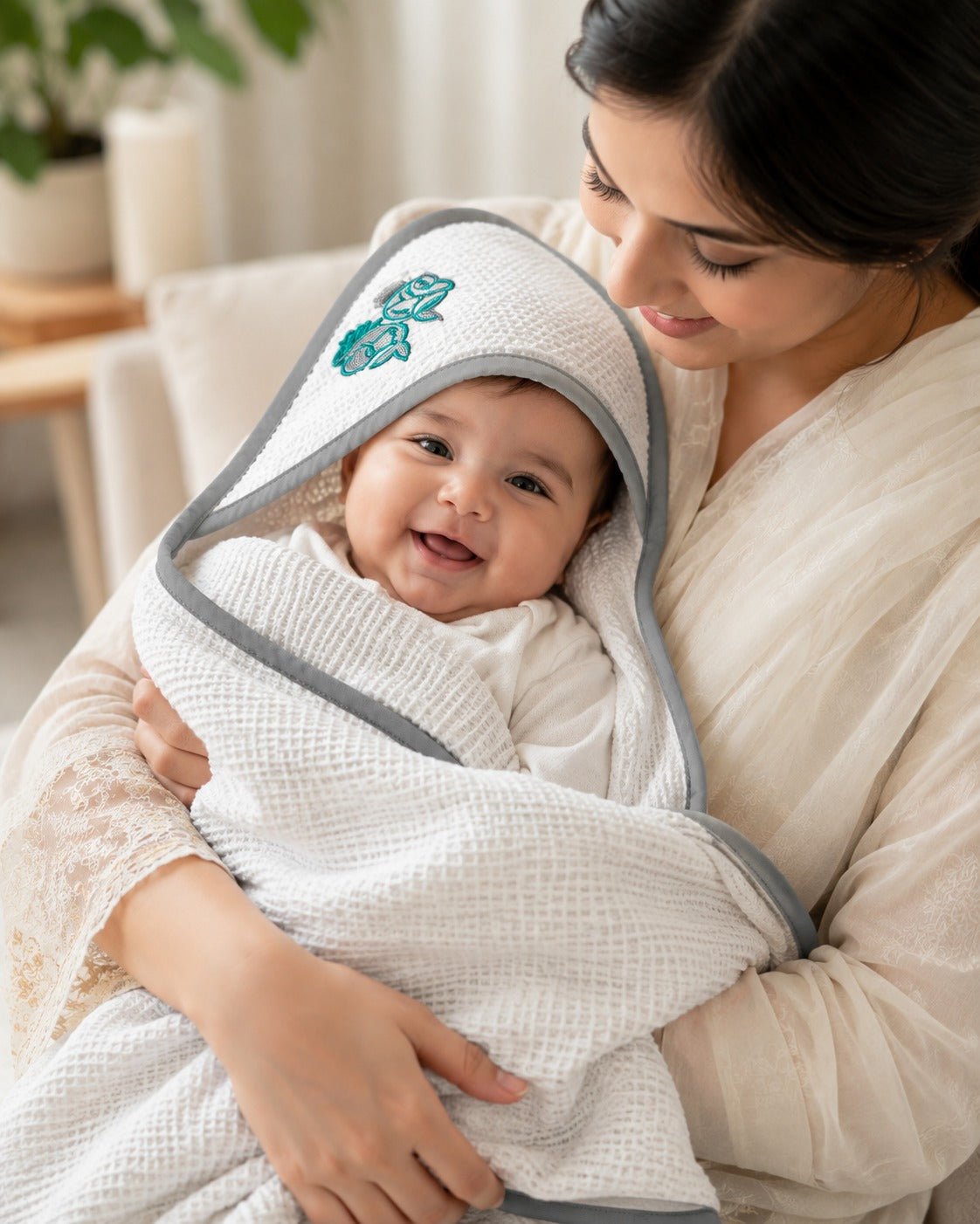 Ocean Friends Fish Embroidered Hooded Baby Towel - The Idea